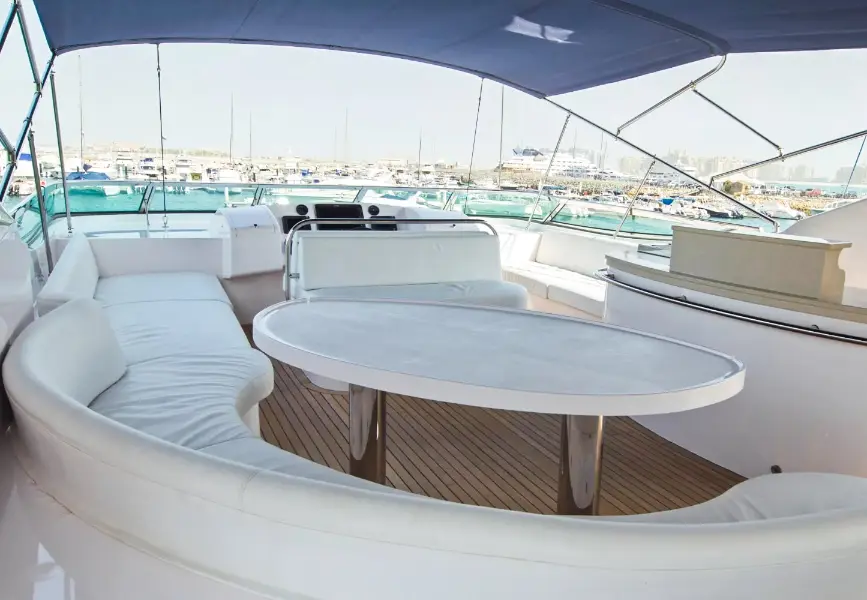 Majesty 88ft (Jacuzzi) Dubai Yacht Rental view 6